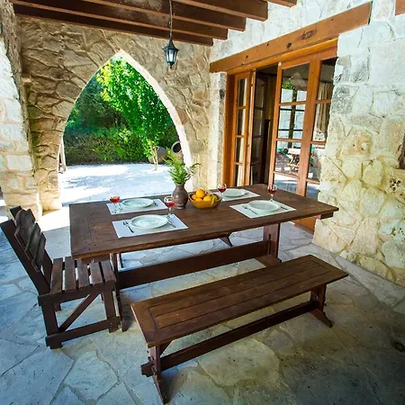 Villa Mylos Villa *